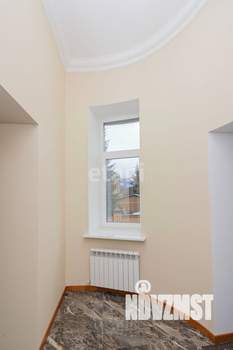 Дом 600м², 2-этажный, участок 10 сот.  