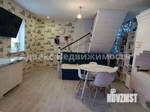 Дом 100м², 2-этажный, участок 6 сот.  