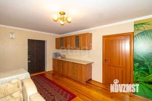 Дом 108м&sup2;, 2-этажный, участок 8 сот.  