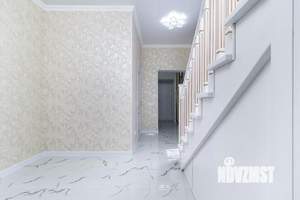 Коттедж 138м², 2-этажный, участок 5 сот.  