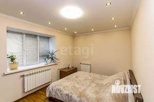 Дом 212м², 3-этажный, участок 11 сот.  