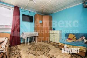 Дом 27м&sup2;, 2-этажный, участок 5 сот.  