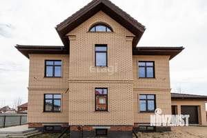 Дом 572м², 3-этажный, участок 15 сот.  