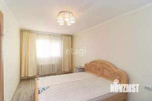 Дом 198м&sup2;, 2-этажный, участок 4 сот.  