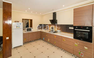 Дом 206м², 2-этажный, участок 15 сот.  