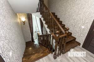 Дом 280м², 3-этажный, участок 12 сот.  
