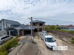 Дом 180м², 2-этажный, участок 7 сот.  