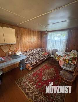 Дом 42м², 2-этажный, участок 6 сот.  