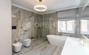 Дом 216м², 2-этажный, участок 0 сот.  