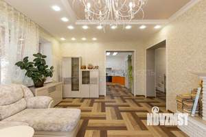 Коттедж 241м², 2-этажный, участок 10 сот.  