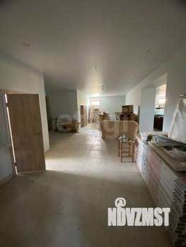 Дом 512м&sup2;, 2-этажный, участок 10 сот.  