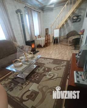 Коттедж 213м², 2-этажный, участок 6 сот.  