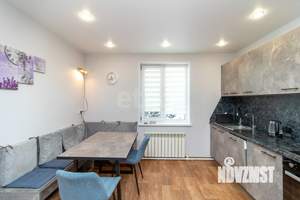 Дом 100м&sup2;, 2-этажный, участок 3 сот.  