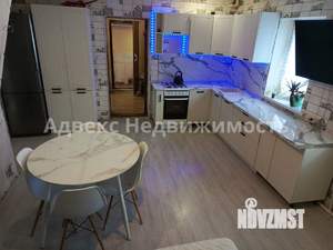 Дом 100м², 2-этажный, участок 6 сот.  