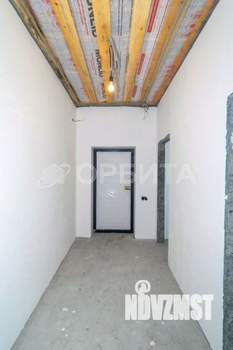 Дом 80м&sup2;, 2-этажный, участок 5 сот.  