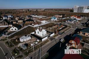 Дом 107м&sup2;, 2-этажный, участок 4 сот.  