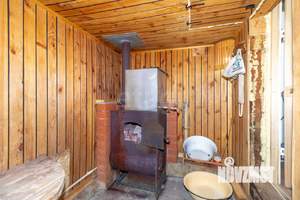 Дом 42м&sup2;, 2-этажный, участок 10 сот.  