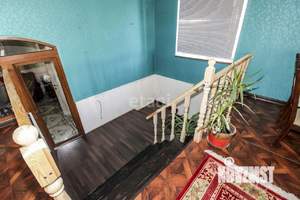 Дом 232м&sup2;, 2-этажный, участок 7 сот.  