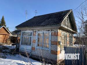 Дом 30м&sup2;, 2-этажный, участок 5 сот.  