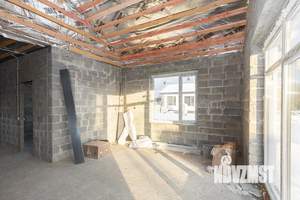 Коттедж 70м&sup2;, 1-этажный, участок 10 сот.  