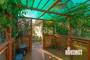 Дом 64м², 2-этажный, участок 6 сот.  