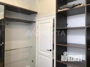 Дом 793м&sup2;, 2-этажный, участок 16 сот.  