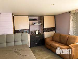 Дом 98м&sup2;, 2-этажный, участок 6 сот.  