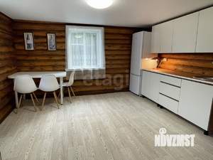 Дом 45м&sup2;, 2-этажный, участок 5 сот.  