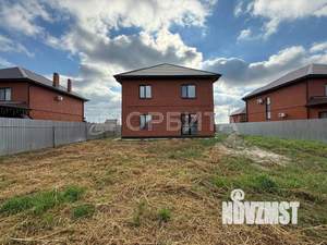 Дом 160м&sup2;, 2-этажный, участок 10 сот.  