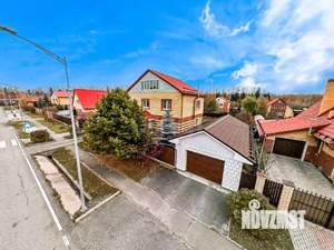 Дом 250м², 3-этажный, участок 10 сот.  