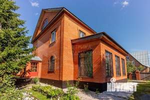 Коттедж 525м², 2-этажный, участок 10 сот.  