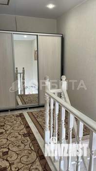 Дом 101м&sup2;, 2-этажный, участок 4 сот.  