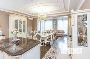 Дом 362м², 2-этажный, участок 10 сот.  