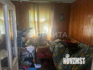 Дом 23м&sup2;, 2-этажный, участок 4 сот.  