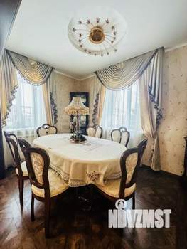 Дом 404м&sup2;, 4-этажный, участок 12 сот.  