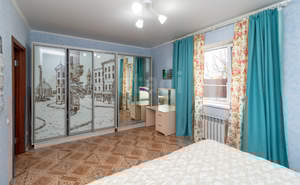 Дом 160м², 2-этажный, участок 10 сот.  