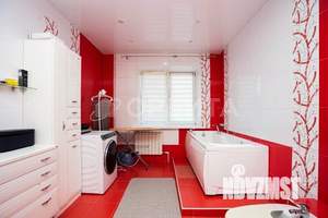 Дом 295м², 3-этажный, участок 10 сот.  