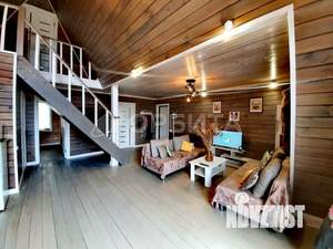 Дом 80м², 2-этажный, участок 8 сот.  