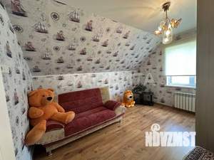 Дом 180м&sup2;, 2-этажный, участок 10 сот.  