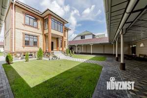 Дом 250м², 2-этажный, участок 12 сот.  