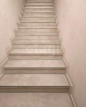 Дом 264м&sup2;, 3-этажный, участок 8 сот.  