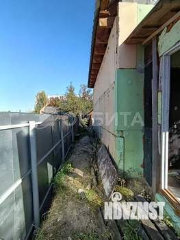 Дом 42м&sup2;, 2-этажный, участок 3 сот.  