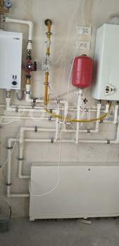 Дом 174м&sup2;, 2-этажный, участок 0 сот.  