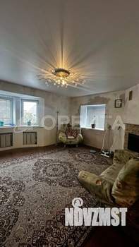 Дом 200м², 2-этажный, участок 10 сот.  