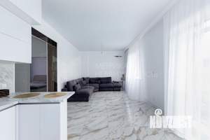 Коттедж 160м², 2-этажный, участок 6 сот.  