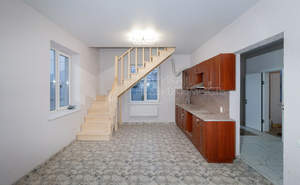 Дом 200м&sup2;, 2-этажный, участок 5 сот.  