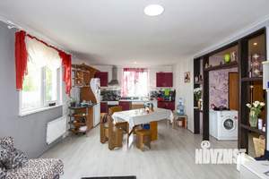 Дом 100м², 2-этажный, участок 8 сот.  