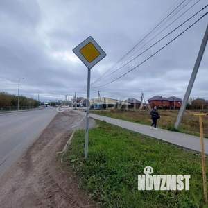 Дом 90м&sup2;, 2-этажный, участок 4 сот.  