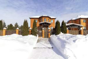 Дом 350м&sup2;, 2-этажный, участок 10 сот.  