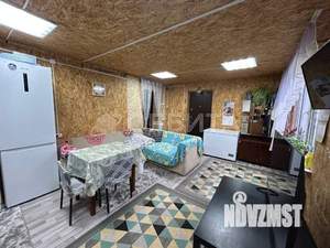 Дом 50м&sup2;, 2-этажный, участок 7 сот.  
